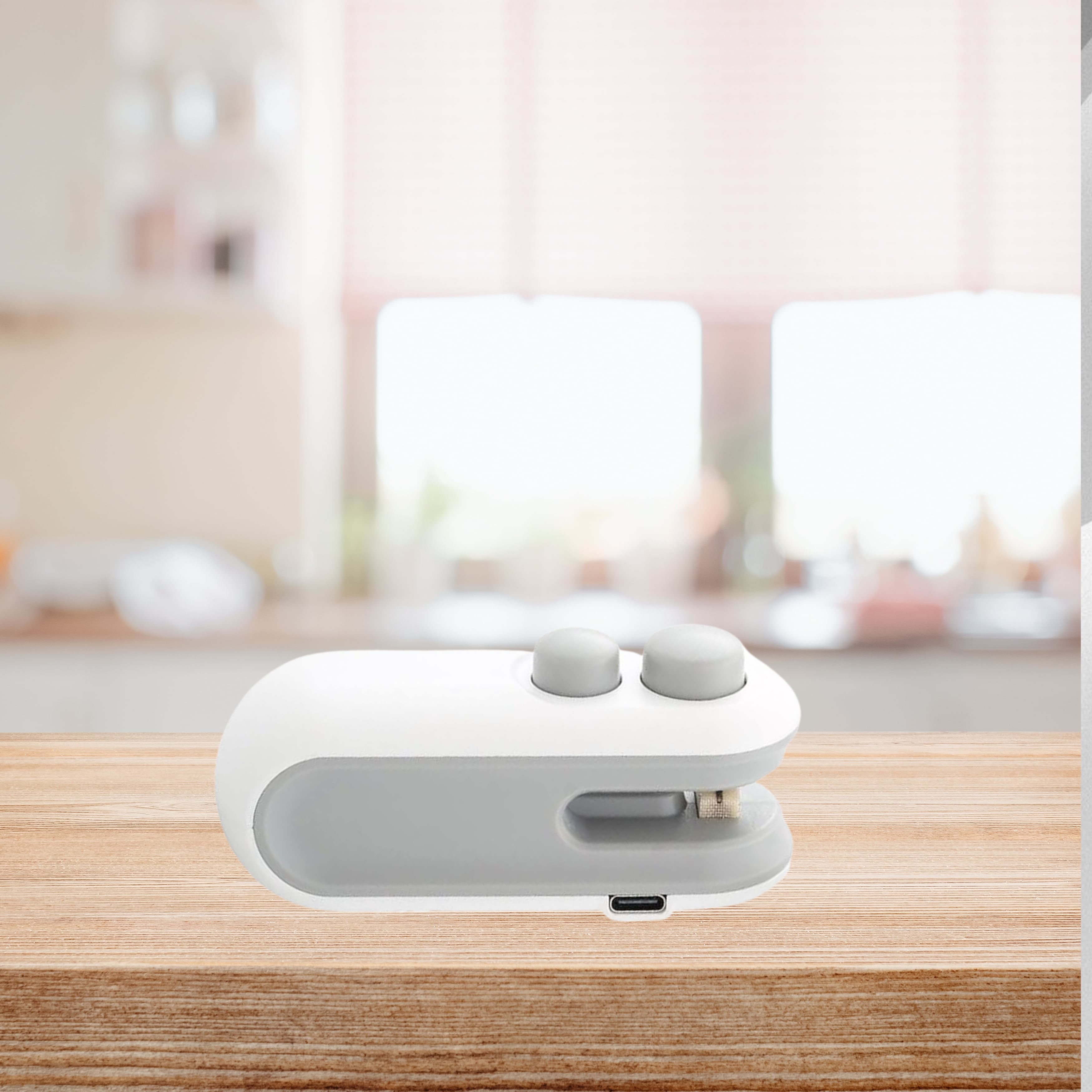 2-in-1 Portable Sealer – Seal & Preserve Freshness Effortlessly, Easy to Use Anytime Anywhere